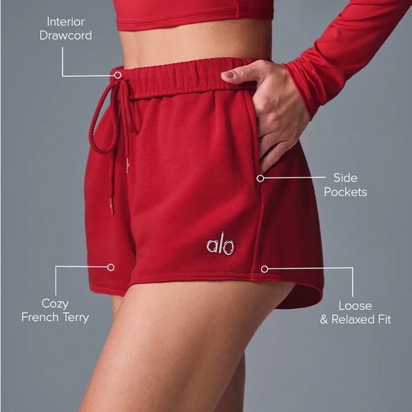 Alo Yoga Accolade Short - Picture 2 of 2